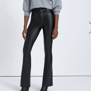 NWT 7 For All Mankind Faux Leather Ultra High Rise Skinny Boot in Black. Size 31